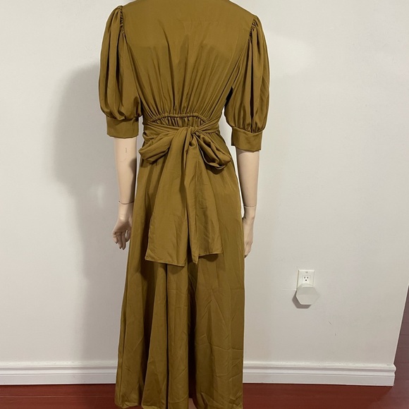 Maxi dress.Free size.Can fit up to 44cm bustline.Inner is not included. - Picture 3 of 3